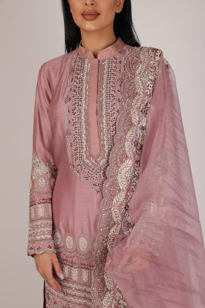 Onion Pink Silk Kurta set with Basra Pearls